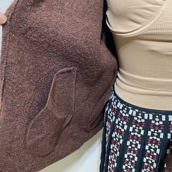 Lark Lane 100% Wool Fringe Brown Shawl/ Cardigan Size Large - Picture 6 of 12